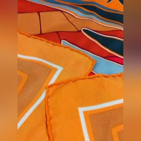 Native Aboriginal Art Silk Scarf Rolled Hem - Picture 13 of 14